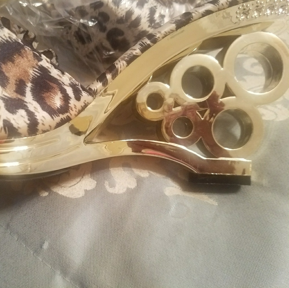 New leopard shoes